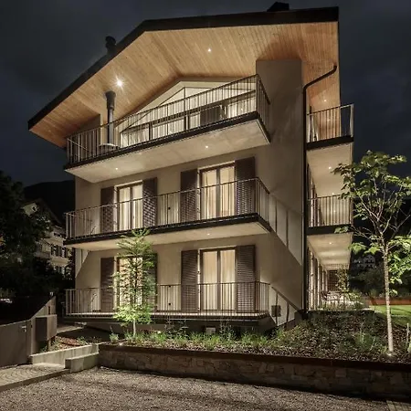 Suites Five Two * Merano